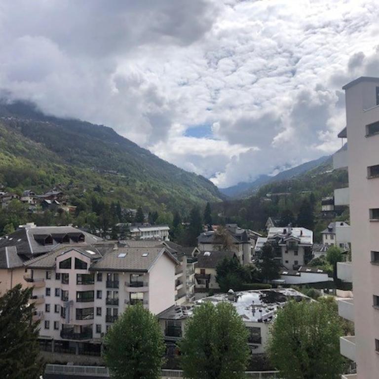Charmant studio pour 2 avec balcon à Brides-les-Bains - Studio - 12