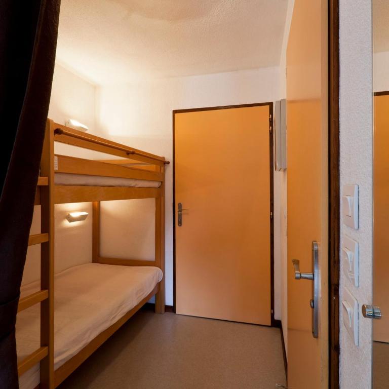 Studio lumineux avec balcon, WIFI et parking pour 4 personnes - Studio - 9