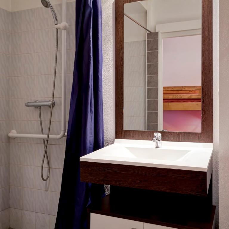 Studio rénové 4 personnes avec lave-linge, wifi - Studio - 7
