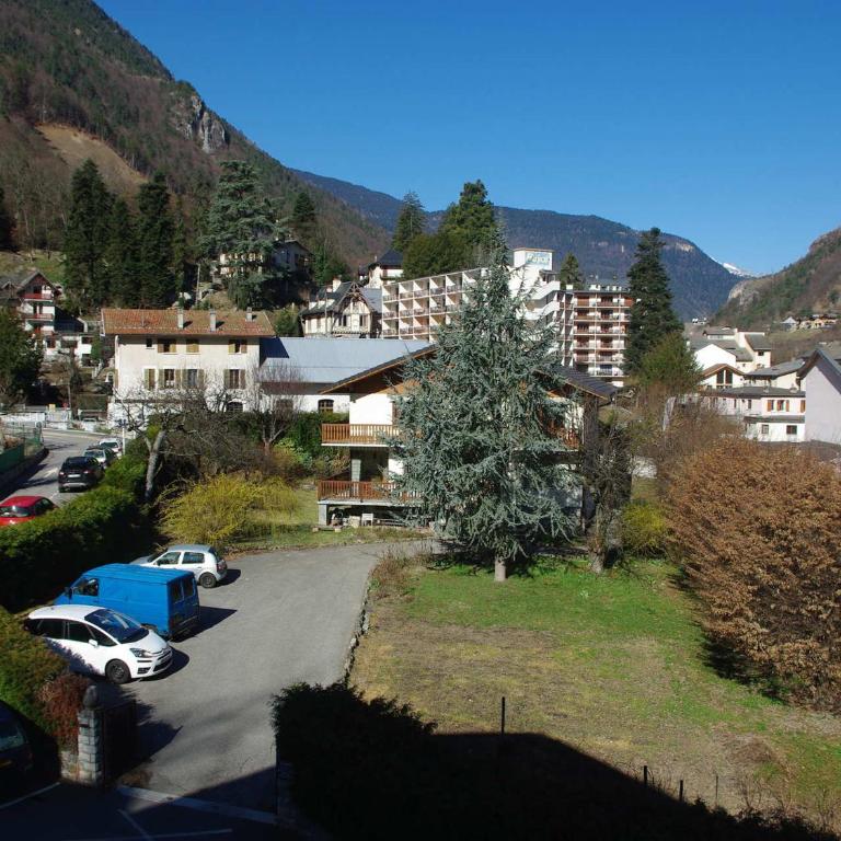 Appartement T3 de charme, Wifi, 6 pers, Brides-les-Bains - Appartement 2 Chambres - 13