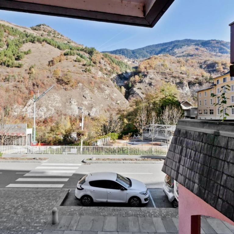 Studio central à Brides-les-Bains avec parking et WiFi - Studio - 11