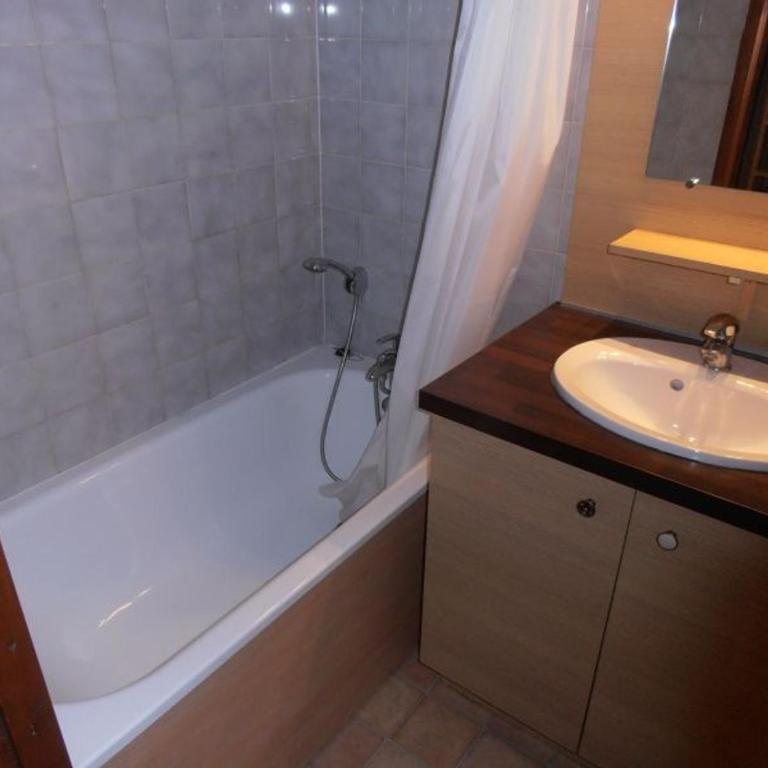 Studio 2* pour 4 pers, avec parking et WIFI à Brides-les-Bains - Studio - 11