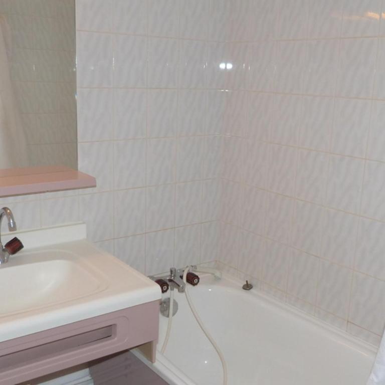 Studio 4 Personnes - Centre Ville, Balcon, Wi-Fi - Studio - 11