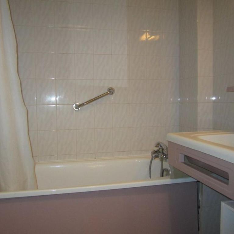 Studio confortable avec balcon et WiFi, animaux admis à Brides-les-Bains - Studio - 6