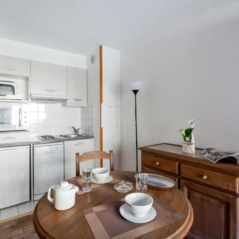 T1 bis 2* avec balcon et casier à ski pour 4 personnes - Studio - 10