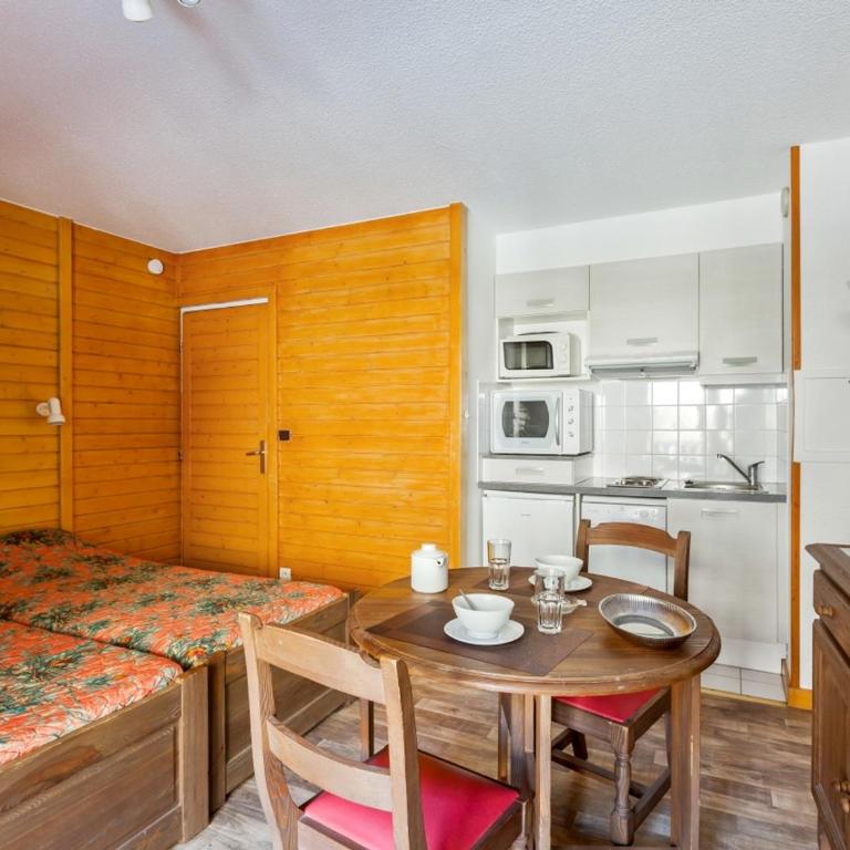 T1 bis 2* avec balcon et casier à ski pour 4 personnes - Studio - 11