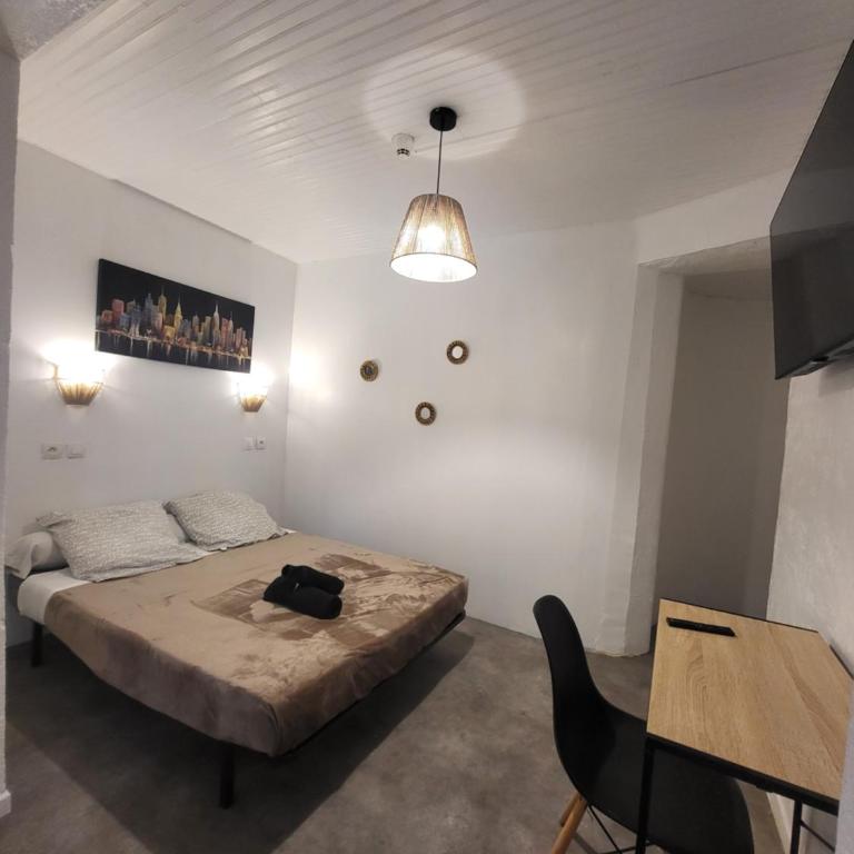 Hôtel Le Chalet - Chambre Double - Vue sur Jardin - 5