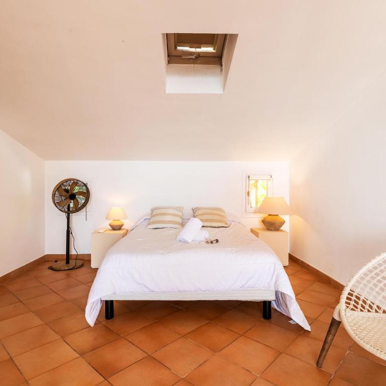 VILLA LUNA VI4339 By Riviera Holiday Homes - Villa - 32