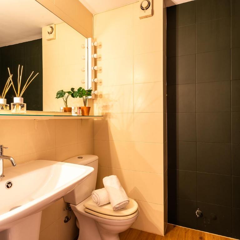 VILLA LUNA VI4339 By Riviera Holiday Homes - Villa - 26