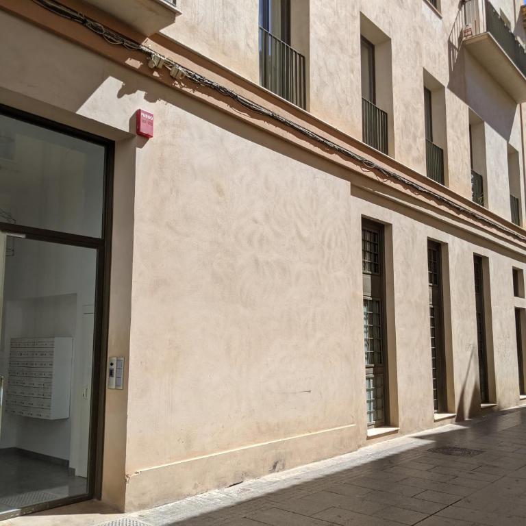 One Bedroom, Murphy Bed, Sofa Bed, Home-Office, Modern, Quiet, Fully Equipped, Powerful AC, 300 Mbps Fibre, Washer and Dryer - Apartamento de 2 dormitorios - 42