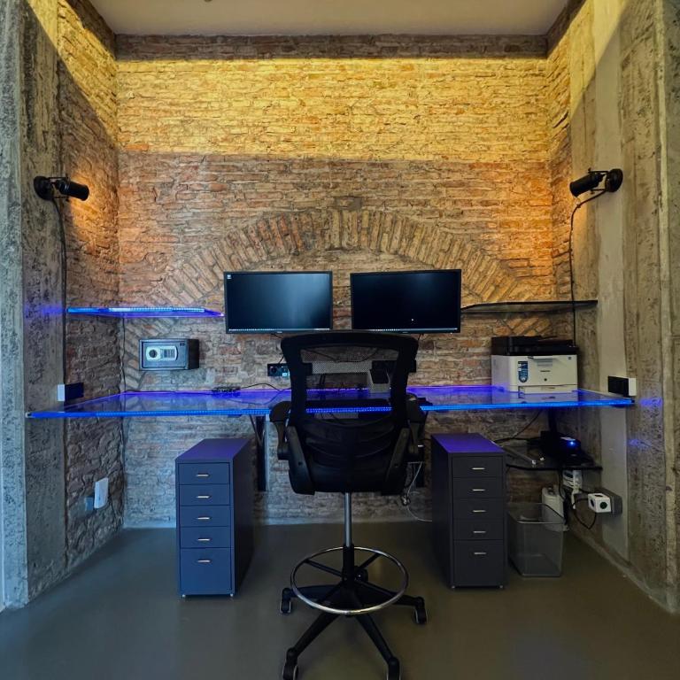 One Bedroom, Murphy Bed, Sofa Bed, Home-Office, Modern, Quiet, Fully Equipped, Powerful AC, 300 Mbps Fibre, Washer and Dryer - Apartamento de 2 dormitorios - 24