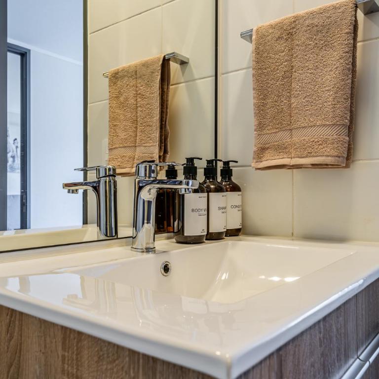 Acogedor y moderno depto con terraza en La Florida - Apartamento de 1 dormitorio - 7