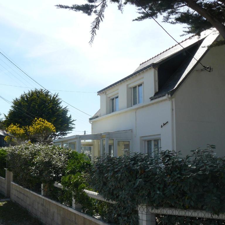 TY ME ZA - Maison jardin St Colomban - C143 - Four-Bedroom House - 1