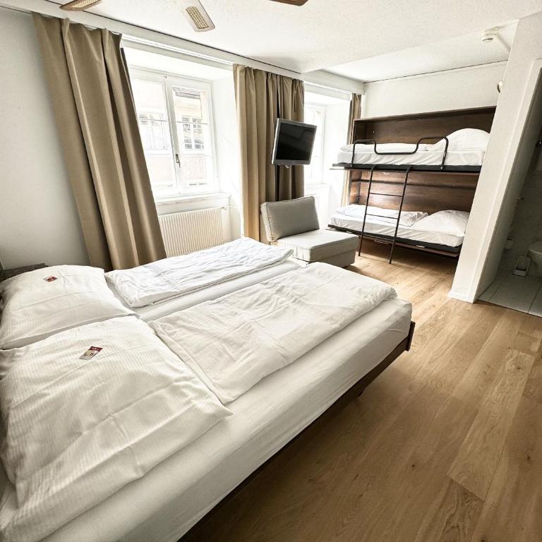 ROESLI Guest House - Vierbettzimmer - 2