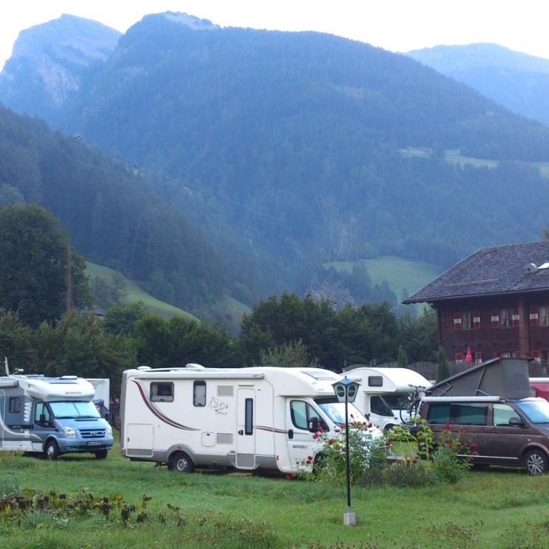Schlosswirts Wohnmobilstellplatz, Schäferwagen und Bauwagen Großglockner Hochalpenstrasse - Empty Lot (Bring your own camper) - 1