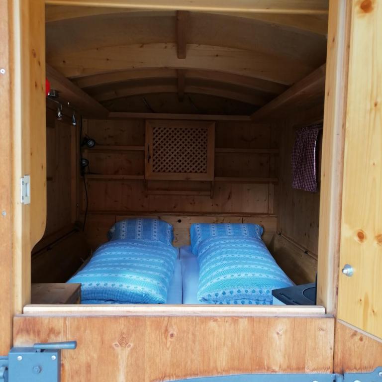 Schlosswirts Wohnmobilstellplatz, Schäferwagen und Bauwagen Großglockner Hochalpenstrasse - Shepherd's wagon - 6