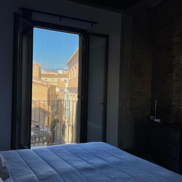 One Bedroom, Murphy Bed, Sofa Bed, Home-Office, Modern, Quiet, Fully Equipped, Powerful AC, 300 Mbps Fibre, Washer and Dryer - Apartamento de 2 dormitorios - 32