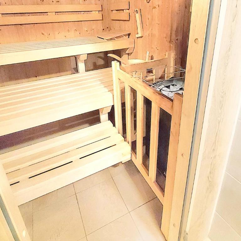 Berg-Juwel mit Hallenbad und Sauna, 4 Schlafbereiche, Hallenbad, Sauna, inklusive Bettwäsche, Handtücher, tolle Kinderausstattung - Apartment mit 3 Schlafzimmern und Bergblick - 4