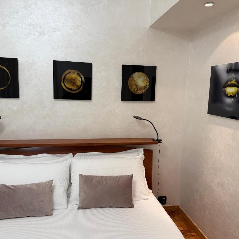 LUXURY AV - Two-Bedroom Apartment - 11