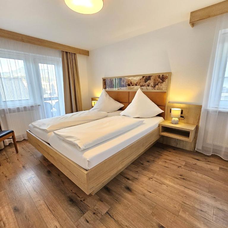 Hotel Fuggerhof Oberstdorf - Junior Suite mit Bergblick - 9