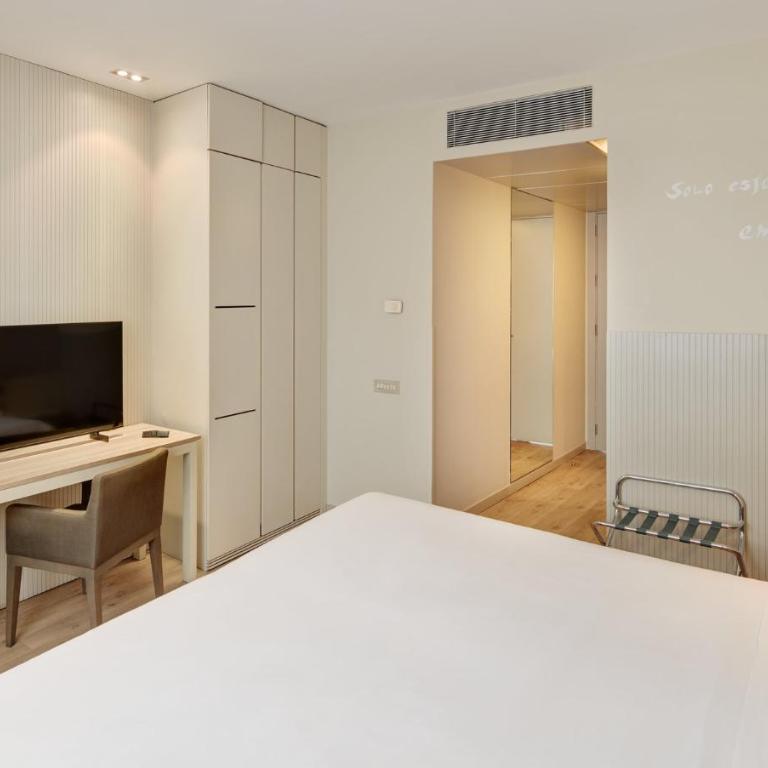 Sercotel Amister Art Hotel Barcelona - King Room - 3