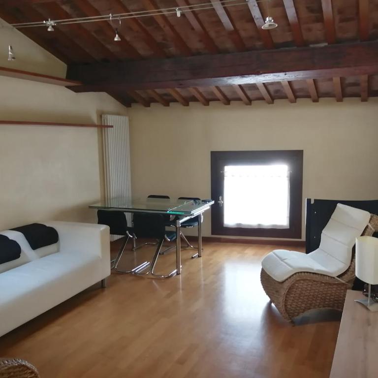 Attic in the center of Vicenza - Appartamento con 1 Camera da Letto - 2