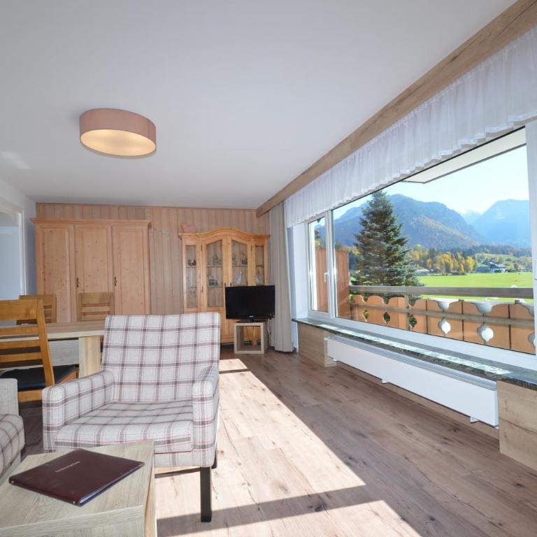 Hotel Fuggerhof Oberstdorf - Junior Suite mit Bergblick - 15