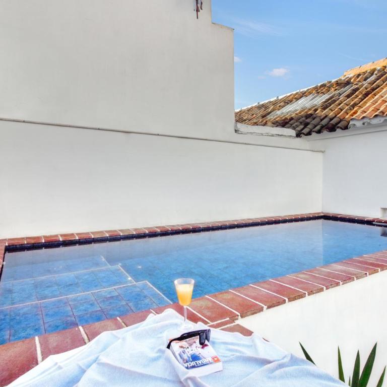 Private House PRIVATE POOL Private Andalusian Courtyard BBQ Near Historic Center - Casa de 2 dormitorios - 4