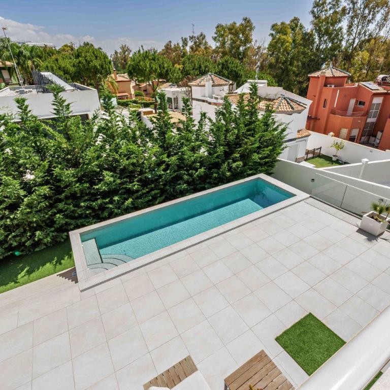 Fabulosa Villa Foresta en Torremolinos para familias con piscina privada - Villa de 3 dormitorios - 17
