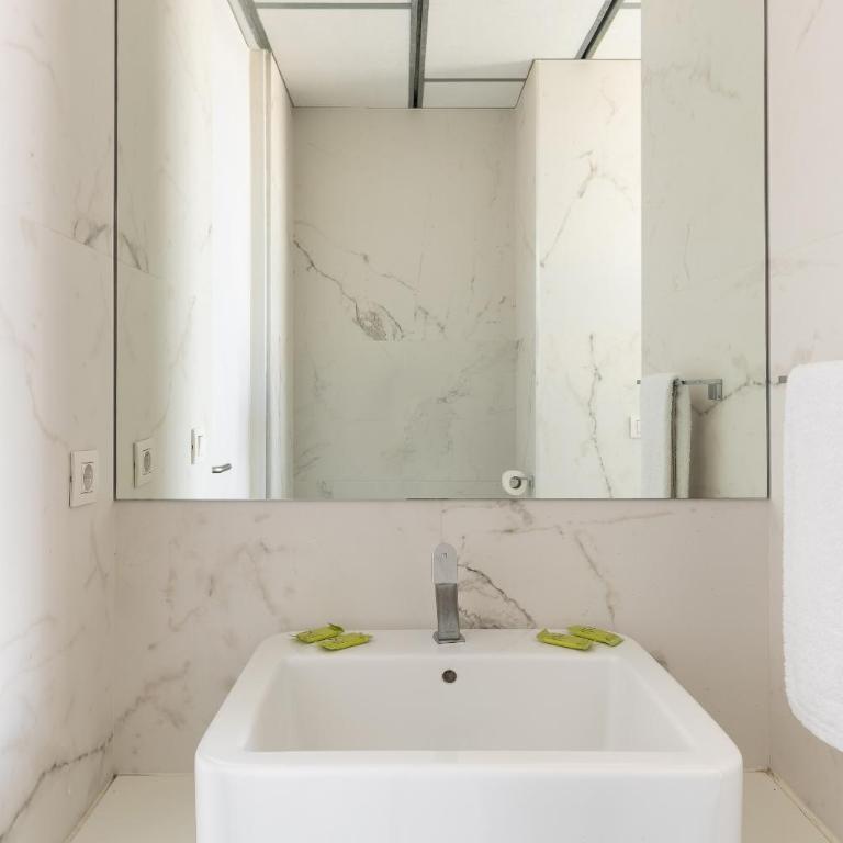 Cosmo Apartments Sants - Two-Bedroom Apartment - 20