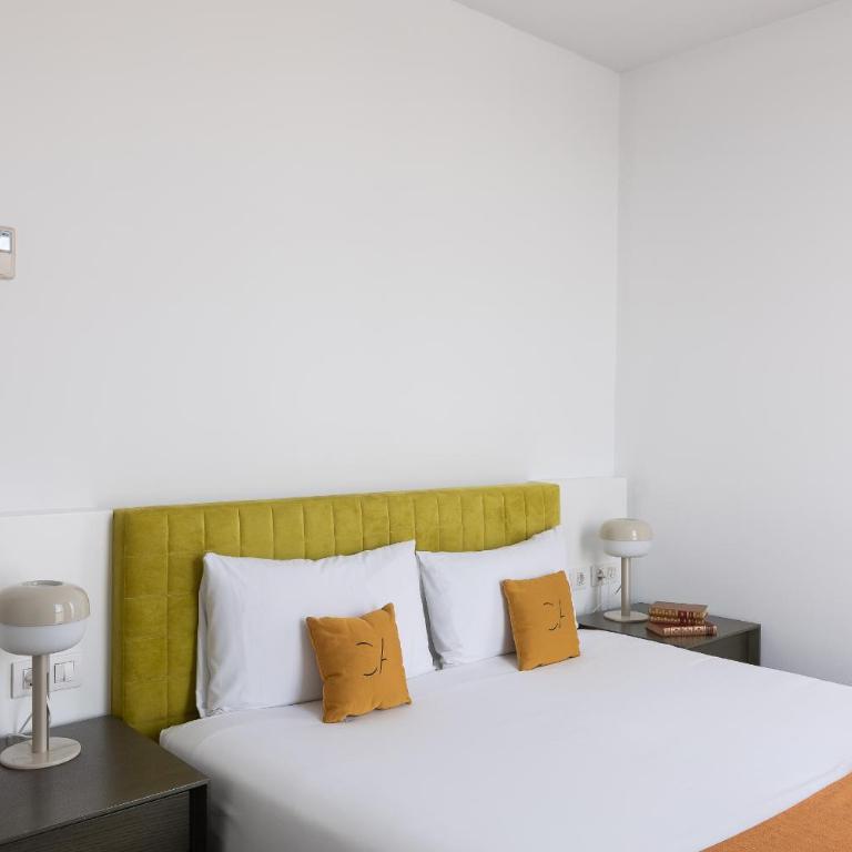 Cosmo Apartments Sants - Two-Bedroom Apartment - 16