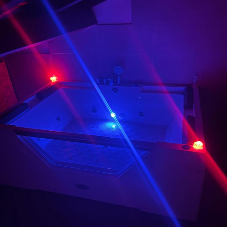 Ale e Nau - Camera Matrimoniale con Bagno Privato - 8
