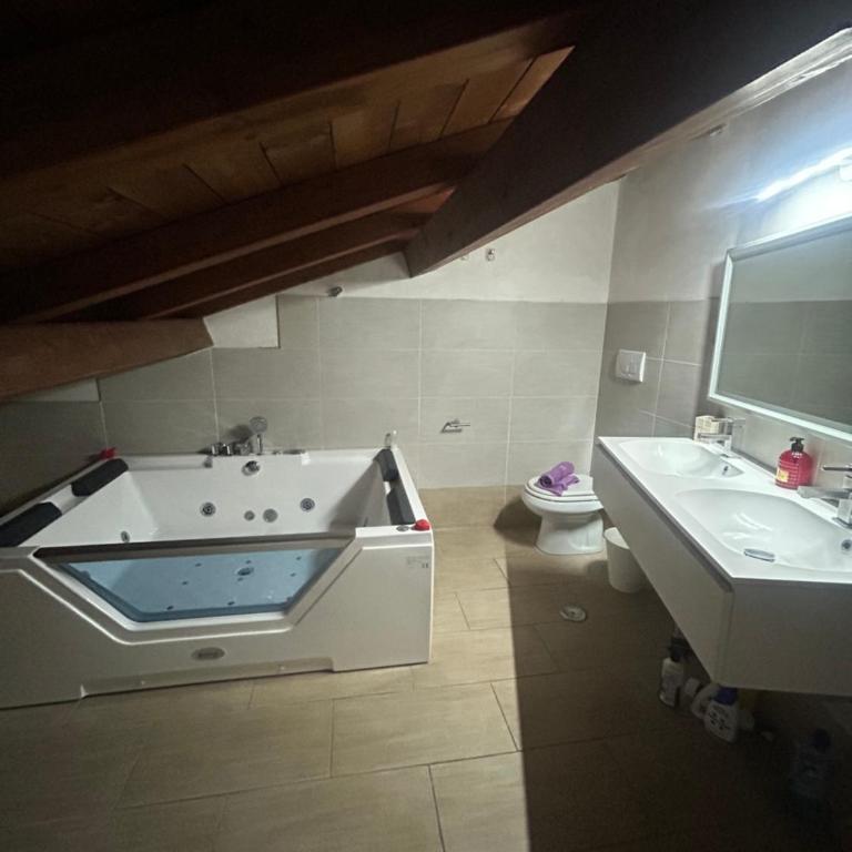 Ale e Nau - Camera Matrimoniale con Bagno Privato - 3