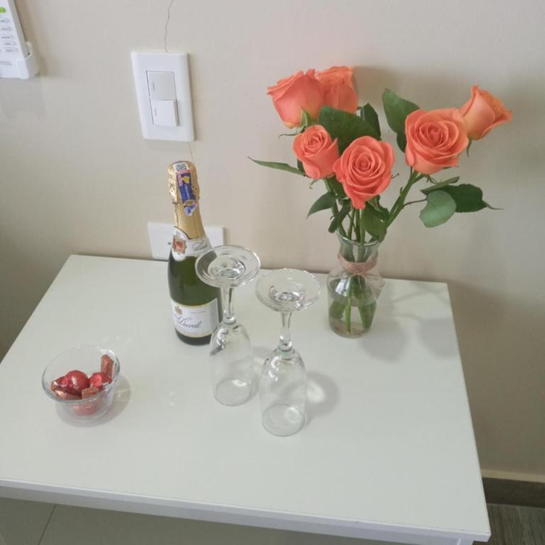 The Lookout Beach Hotel - Standard Double Room - 4