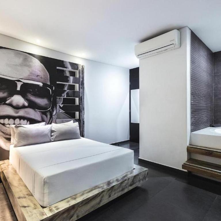 Graffity Hotel Med - Habitación Doble con bañera de hidromasaje - 3