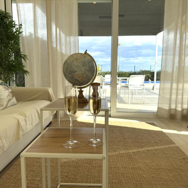 Casa Del Mar, piscina privada frente al mar - Three-Bedroom House - 9