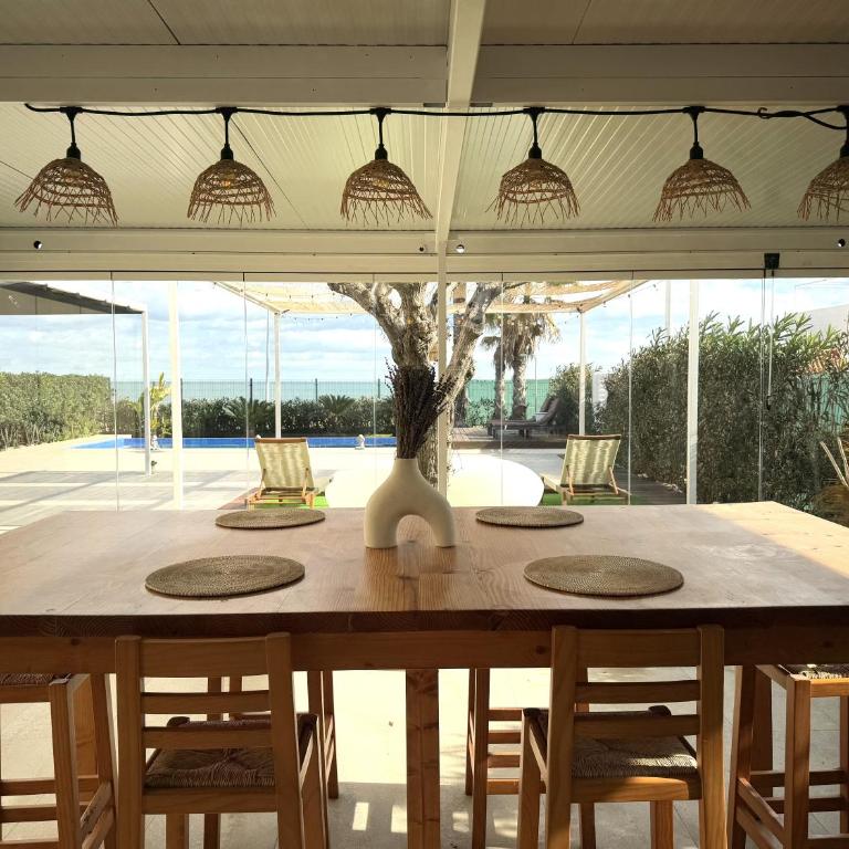 Casa Del Mar, piscina privada frente al mar - Three-Bedroom House - 44