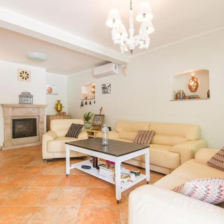 Villa Casa Nostra - Villa - 11