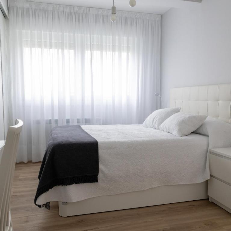 Hermoso apartamento en Vigo - Apartamento de 2 dormitorios - 43