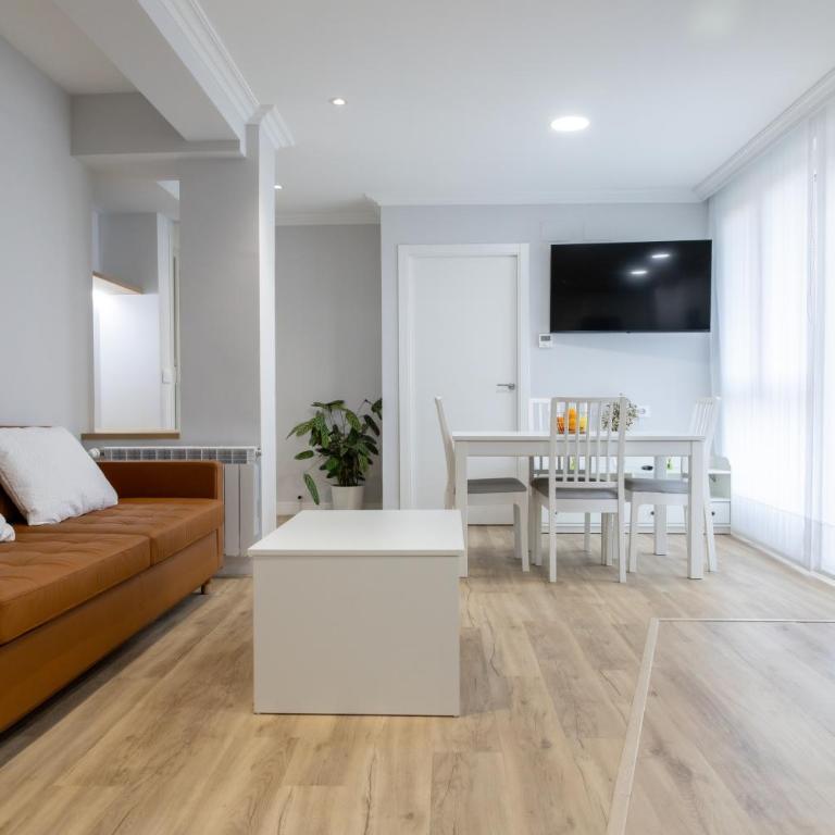 Hermoso apartamento en Vigo - Apartamento de 2 dormitorios - 1