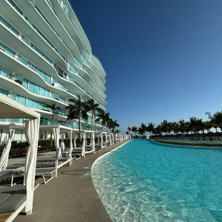 Departamento Arrecife Beach, Nuevo Vallarta - Apartamento de 3 dormitorios - 1