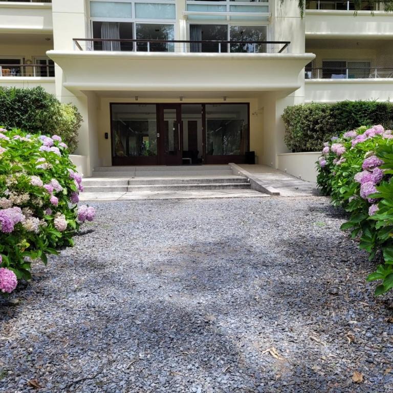 Green Park 007 C Monoambiente frente al bosque - Apartment with Garden View - 92