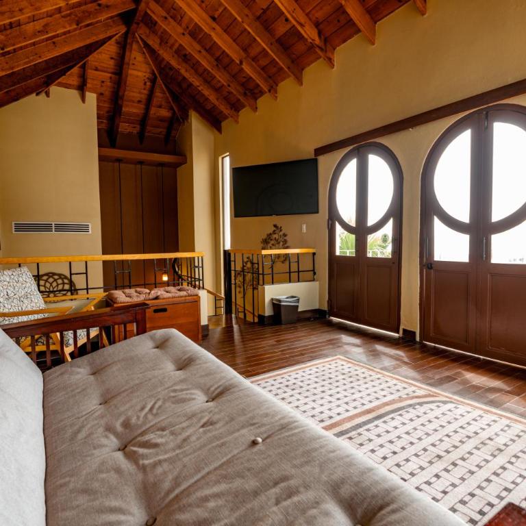 Corona Hotel & Spa - Suite con cama extragrande y vistas al mar - 3