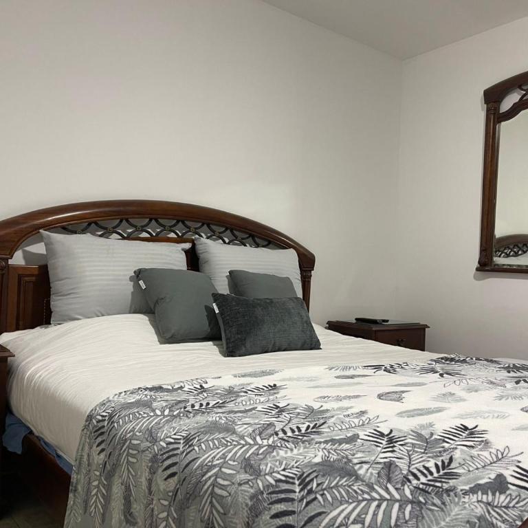 Aparta estudio tipo Box Parkway - Apartamento de 1 dormitorio - 12