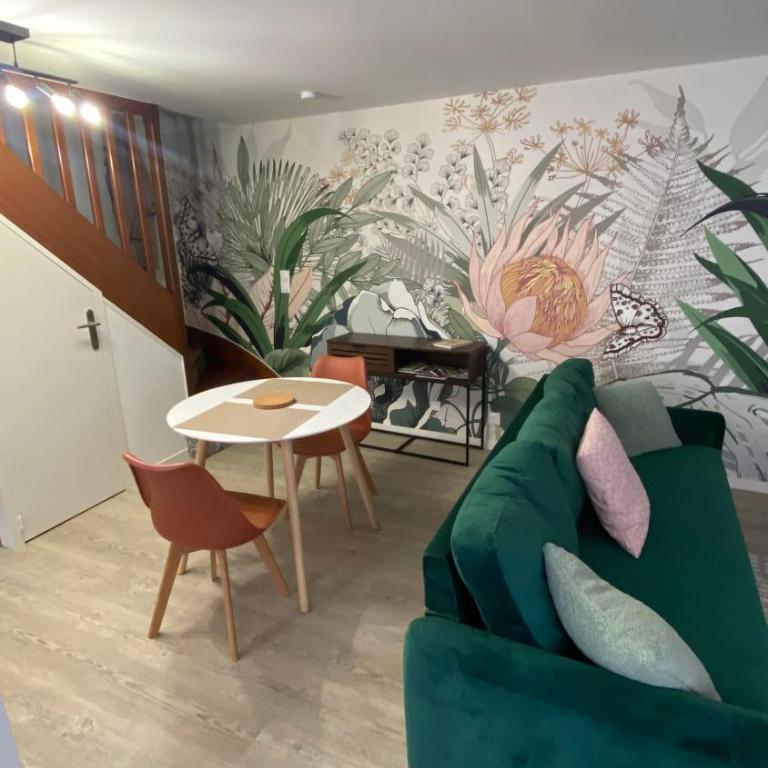 La Léonard île au coeur de l île d or logement avec chambre climatisée - Maison 1 Chambre - 3