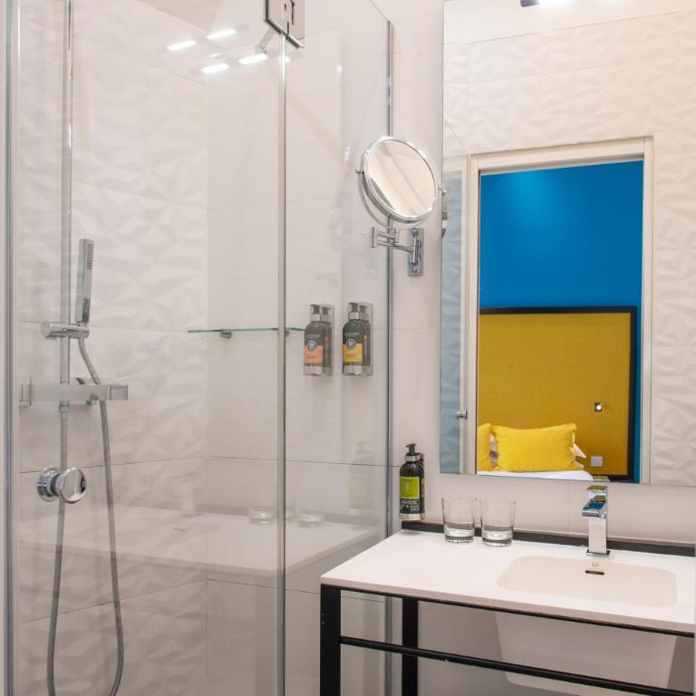 Arc De Triomphe - Suite Familiale - 2 Chambres Doubles Adjacentes - 7