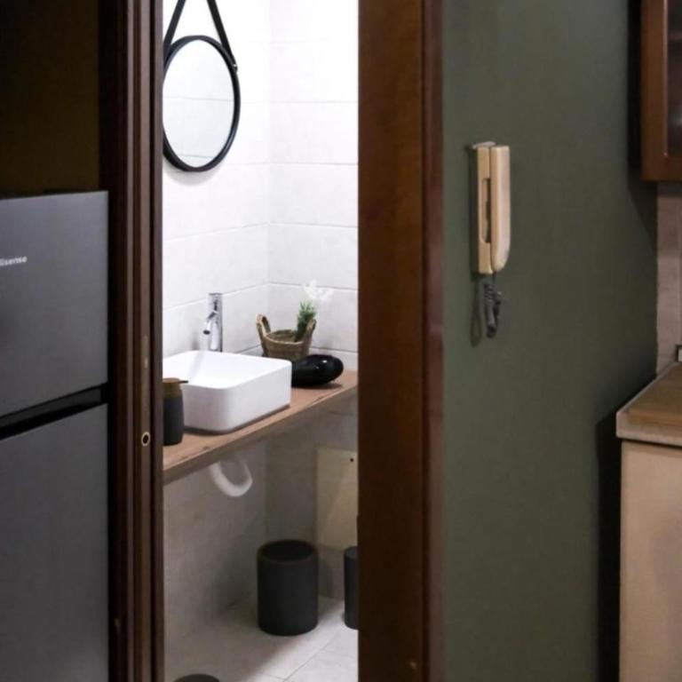 Peppe triple rooms Napoli centro - Appartamento con 3 Camere da Letto - 31