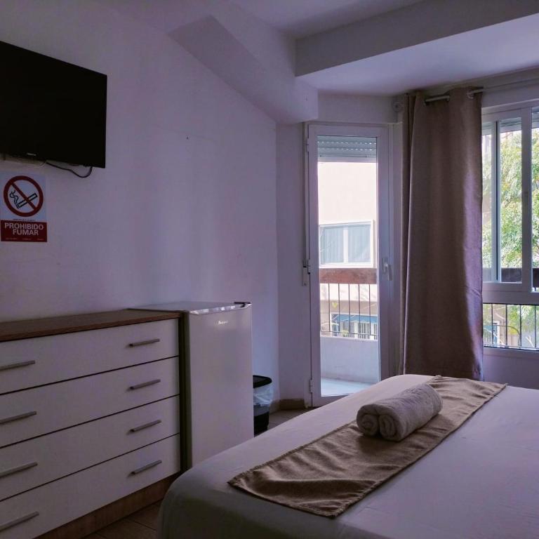 Pensión Portugal - Doppelzimmer mit eigenem Bad - 3