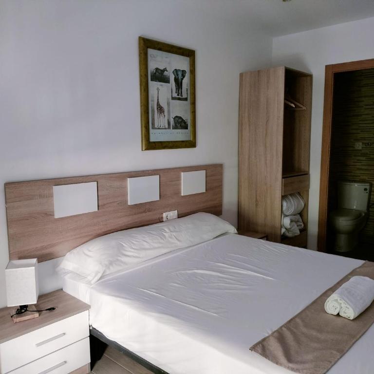 Pensión Portugal - Doppelzimmer mit eigenem Bad - 10