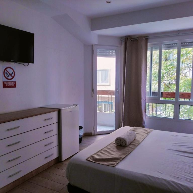 Pensión Portugal - Doppelzimmer mit eigenem Bad - 2